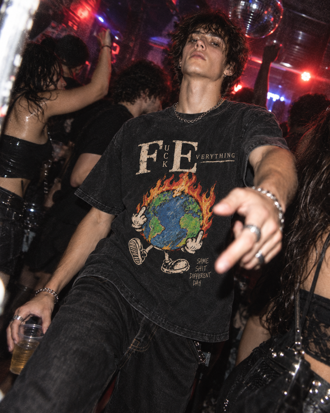 Playera "Fuck Everything" // Washed Black