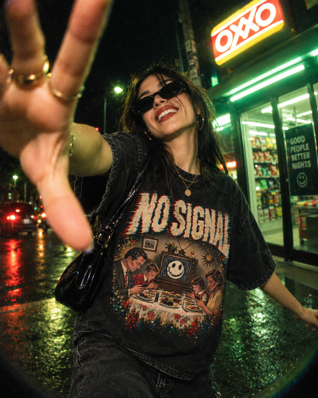 Playera "No Signal" // Washed Black
